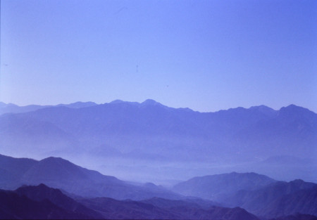 鳳凰3山越しに白嶺3山